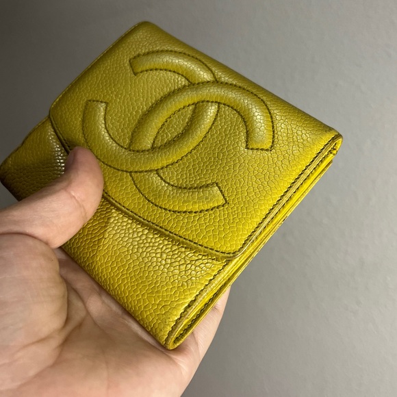 Chanel Caviar Leather Compact Wallet - Picture 2 of 10